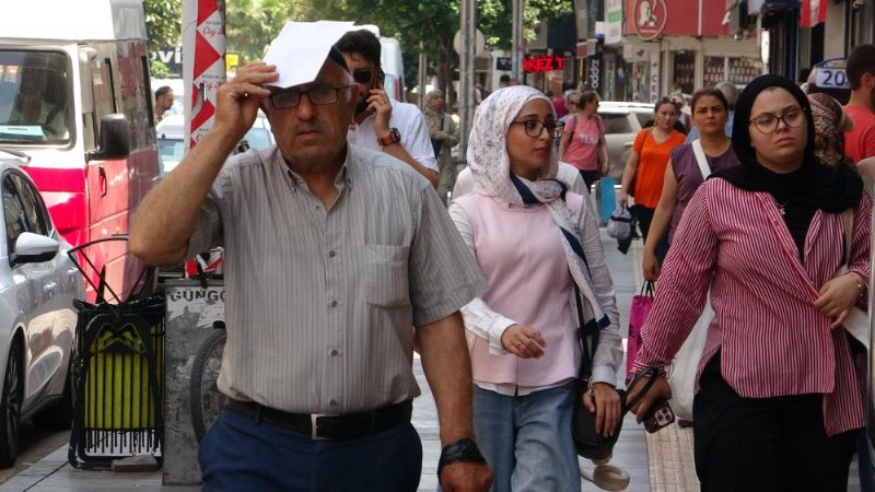 Mersin’de sıcak ve nem hayatı olumsuz etkiliyor