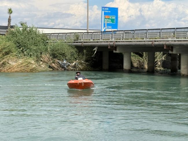 Suya atlayıp kayıp olan genci arama çalışmaları sürüyor