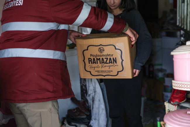 Mezitli’de Ramazan Bereketi Sofralara Ulaşıyor
