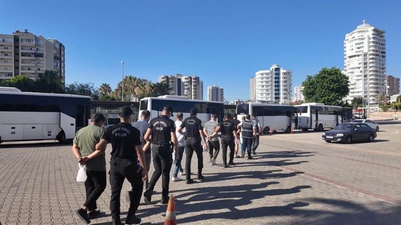 Mersin'de 13 milyar TL’lik yasa dışı bahis operasyonu: 37 tutuklama
