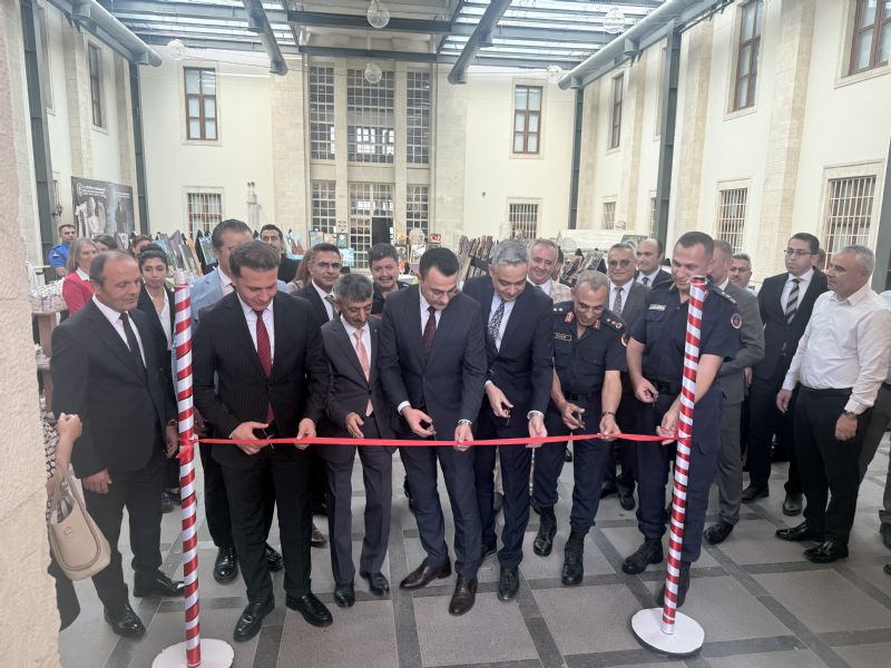 tarsus’ta-hükümlülerİn-el-emeğİ-eserlerİ-sergİlendİ