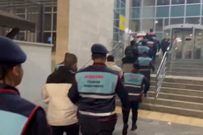 Mersin'de 25 milyonluk yasa dışı bahis operasyonu: 11 tutuklama