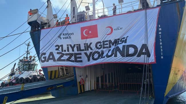Türk Kızılay'ın ‘İyilik Gemisi' Ramazan'ın ilk gününde Gazze'ye uğurlandı