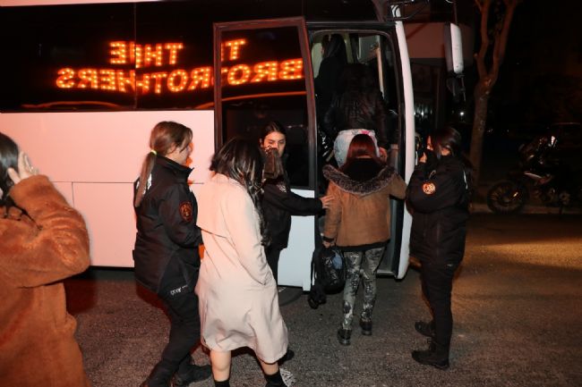 Mersin’de şantajcı çete çökertildi: 4 tutuklama, 4 ev hapsi