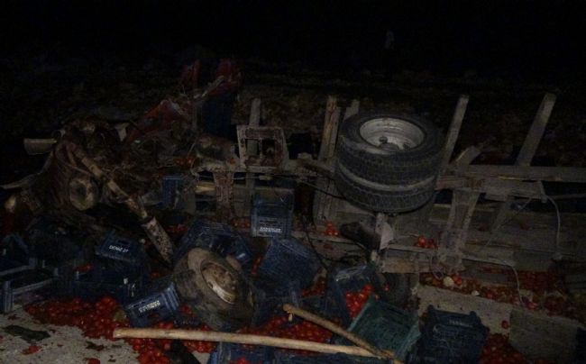 Mersin'de feci kazada araçlar hurda yığınına döndü