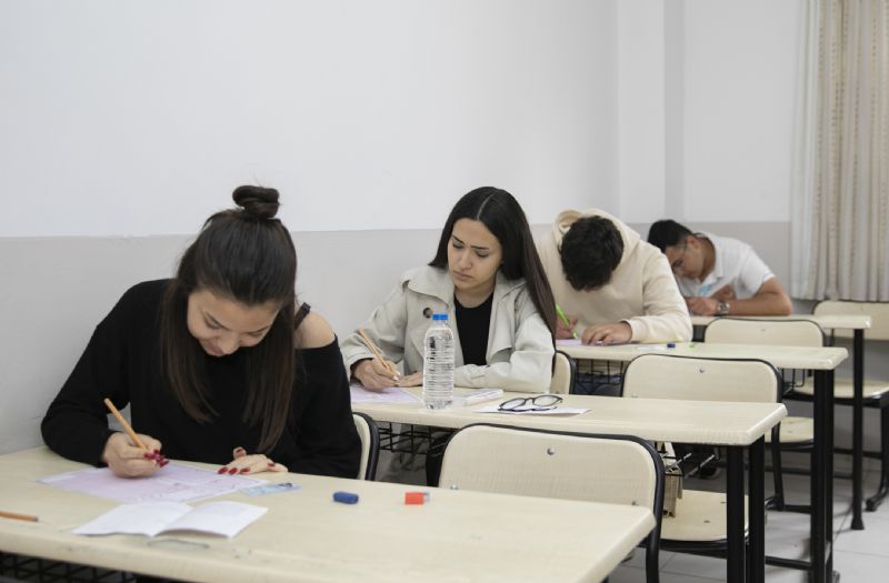 büyükşehİr-mercİ’de-uzmanlardan-yks-öncesİ-önerİler