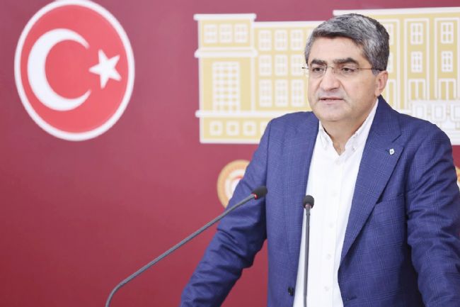 EKMEN: SAYIŞTAY KARARLARI KAMUYA AÇIK OLMALI