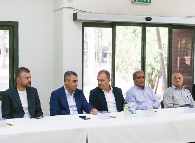 Babası vefat eden Vali Toros’a taziye ziyareti