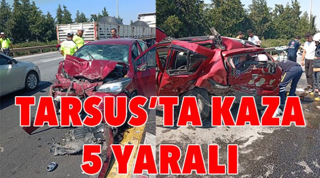 İKİ OTOMOBİL OTOYOLDA ÇARPIŞTI