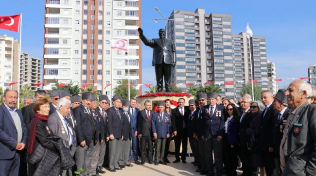 RAUF DENKTAŞ VE DR. FAZIL KÜÇÜK MERSİN’DE ANILDI