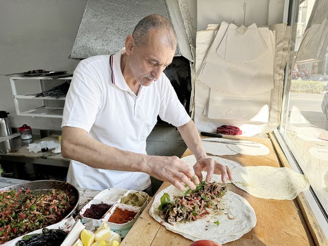 Burada ciğer yemek için erken kalkmak gerekiyor