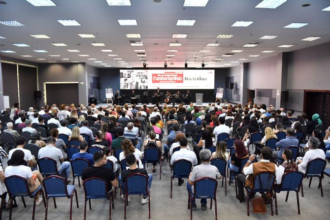 Mersin'de Cumhuriyet sempozyumu düzenlendi