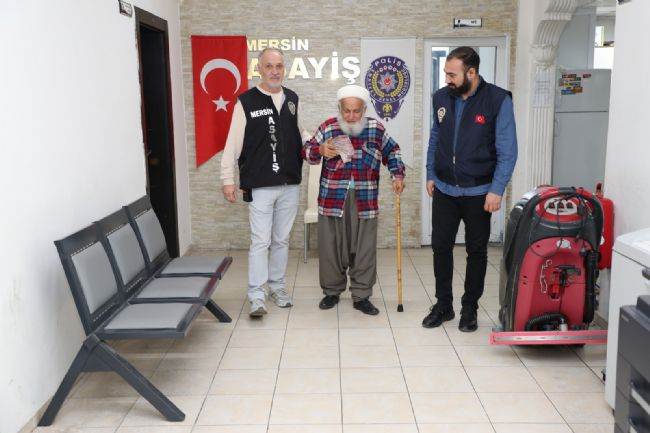 Yaşlı adam dolandırılmaktan son anda kurtuldu