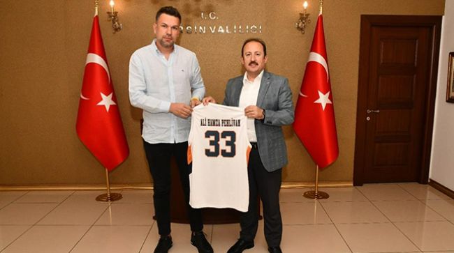 ÇUKUROVA BASKETBOLDAN, VALİ PEHLİVAN’A ZİYARET