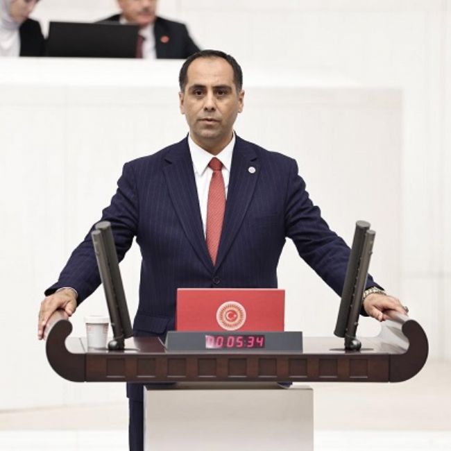Kıratlı; “CHP’li vekillerin yaptığı barbarlık ve eşkıyalıktır”