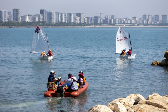 Mersin’de denizle sporu buluşturan merkez!