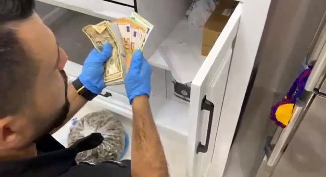 Mersin'de uyuşturucu tacirlerine darbe: 16 şüpheli tutuklandı