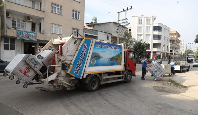 Akdeniz'de çöp konteyneri sayısı artıyor