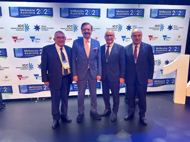 Özdemir, küresel iş dünyası liderleriyle bir araya geldi