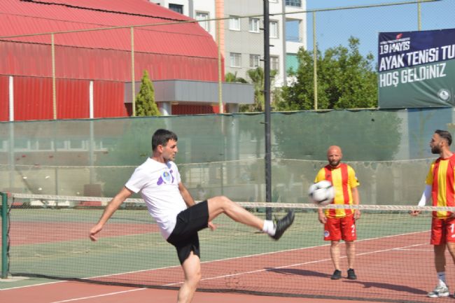 Yenişehir Belediyesi 19 Mayıs Ayak Tenisi Turnuvası başladı