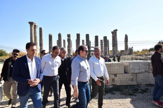 Uzuncaburç Antik Kenti ayağa kalkıyor