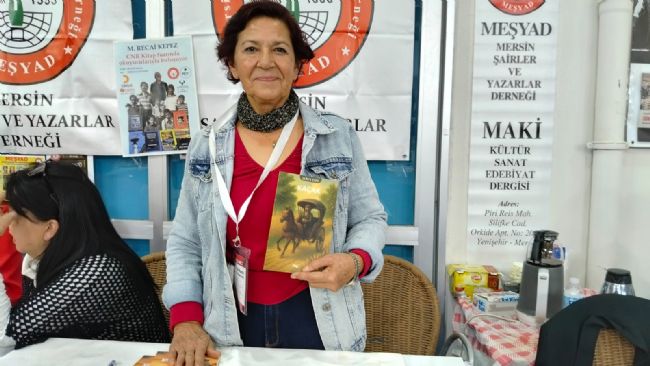 Kız çocuğu diye okutulmadı, 60’ından sonra 5 kitap çıkardı