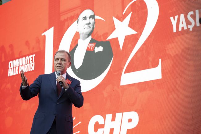 Seçer; “Sokakları parti binası yaparız!”