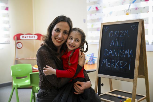 Özel eğitim dersleri sürüyor