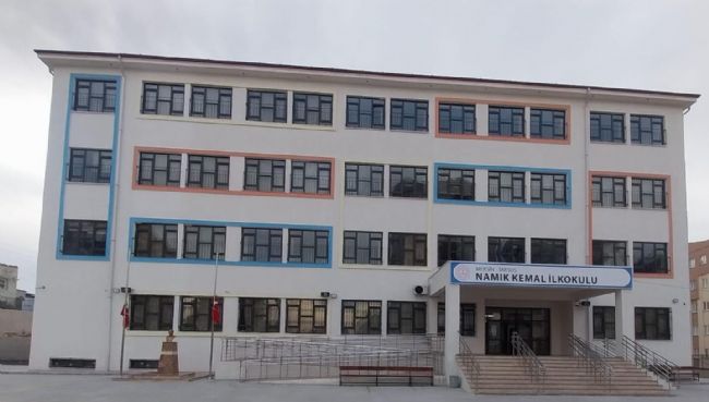 Kıratlı: “Mersin’de Okul Sayısını 1.924’e Yükselttik”