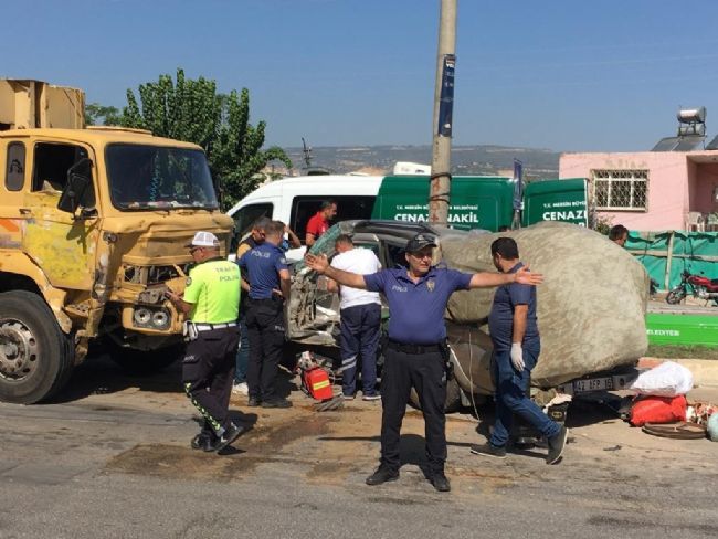 MERSİN'DE 6 KİŞİNİN ÖLDÜĞÜ KAZA NOKTASI KAPATILDI